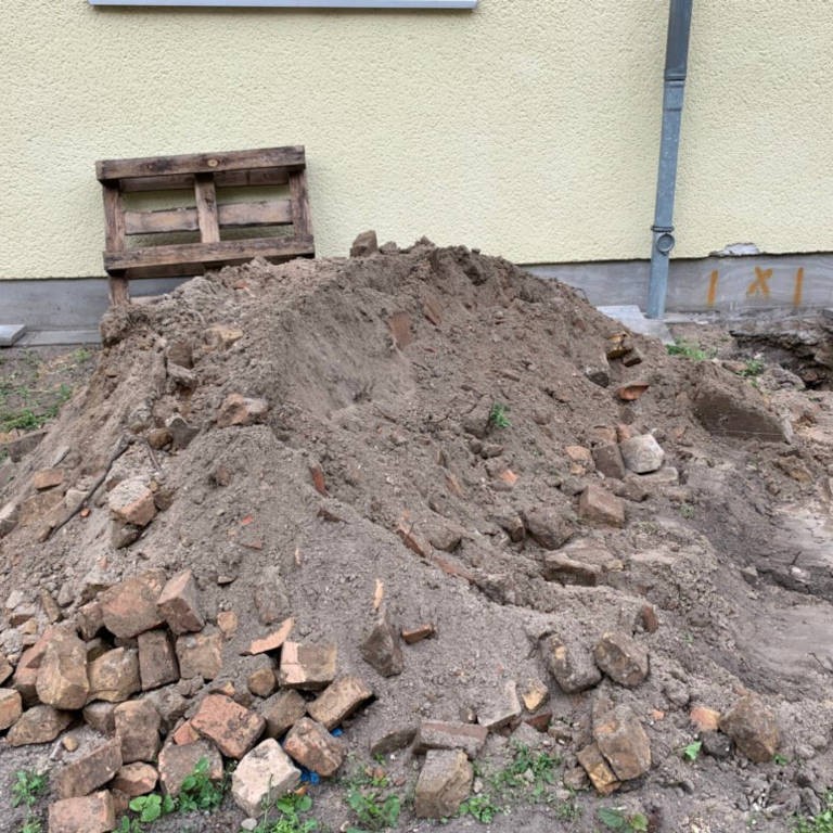 Kompostplatz, Kompost, Bodenentsorgung Berlin, Boden, Schutt